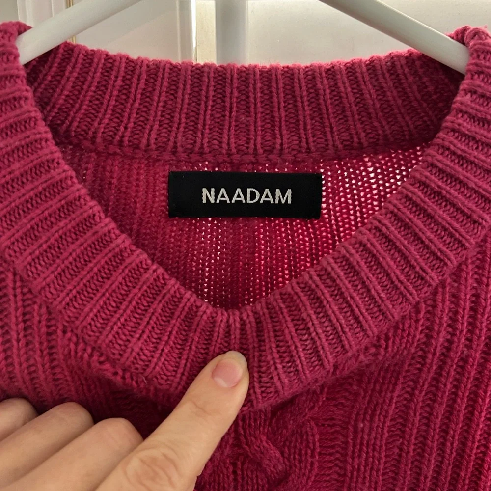 🐐NAADAM Cashmere & Wool Raspberry Cableknit Sweater - Picture 5 of 11